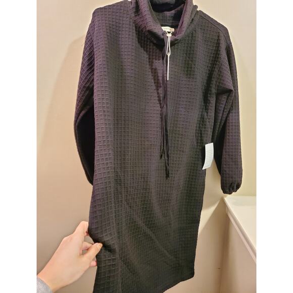 Max Studio Drawstring Cowl Neck Dress in Black - Picture 6 of 10